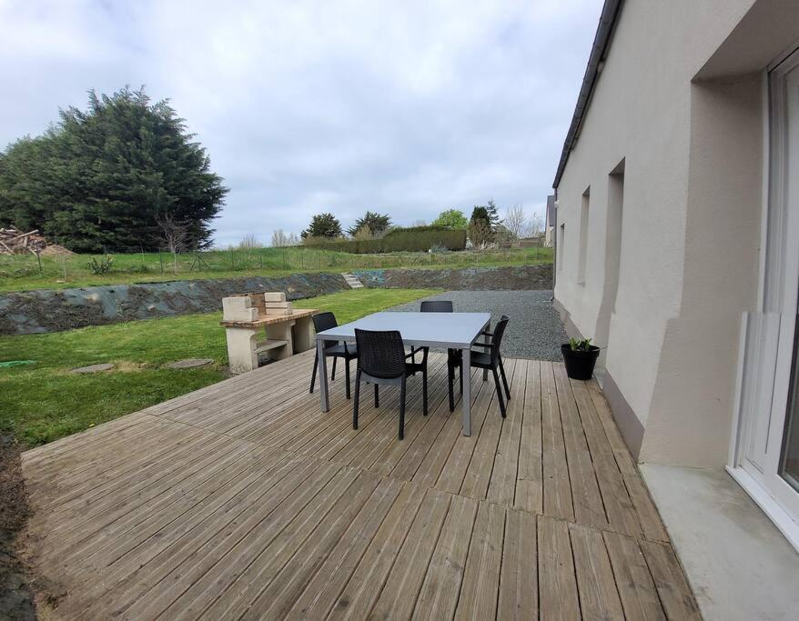 La Vallee Créances Exteriör bild